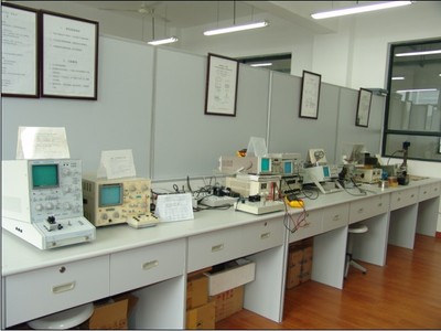 上海科學技術(shù)職業(yè)學院電子技術(shù)實訓室簡介